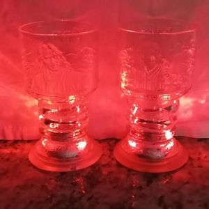 Lord Of The Rings FRODO & STRIDER Light Up Glass Goblets. Collectibles Dec. 2001